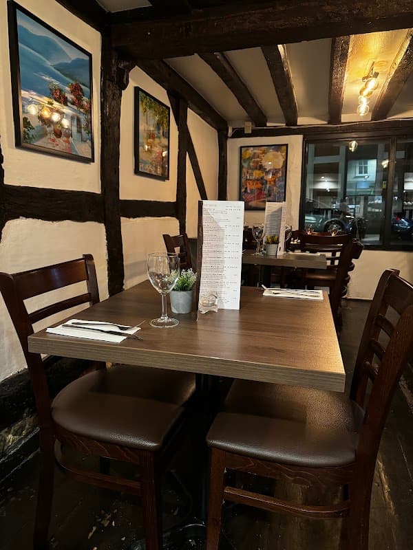 La Piazzetta, Petersfield