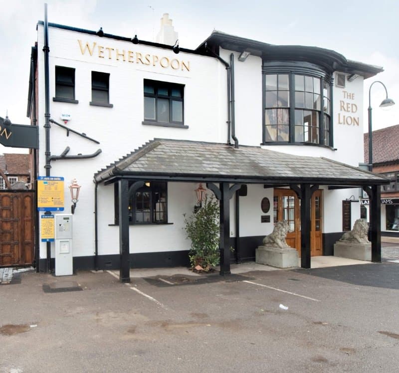 The Red Lion - JD Wetherspoon — Petersfield, Hampshire